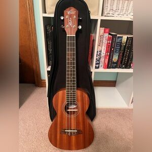 Oscar Schmidt Mahogany Ukulele with Case